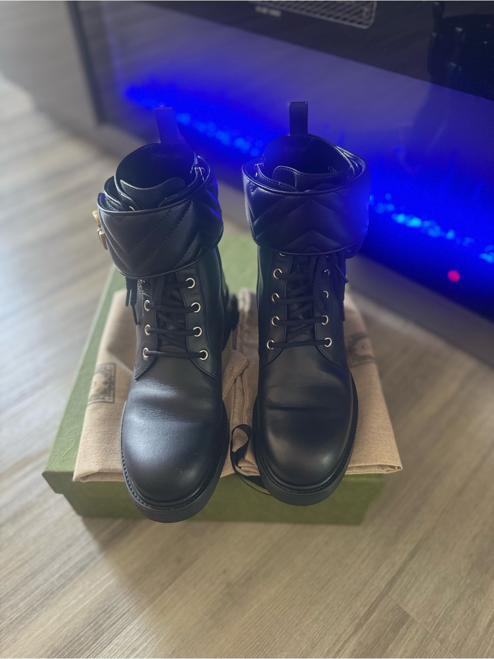 Gucci Logo plaque Lace- up Ankle Boots - Picture 5 of 11